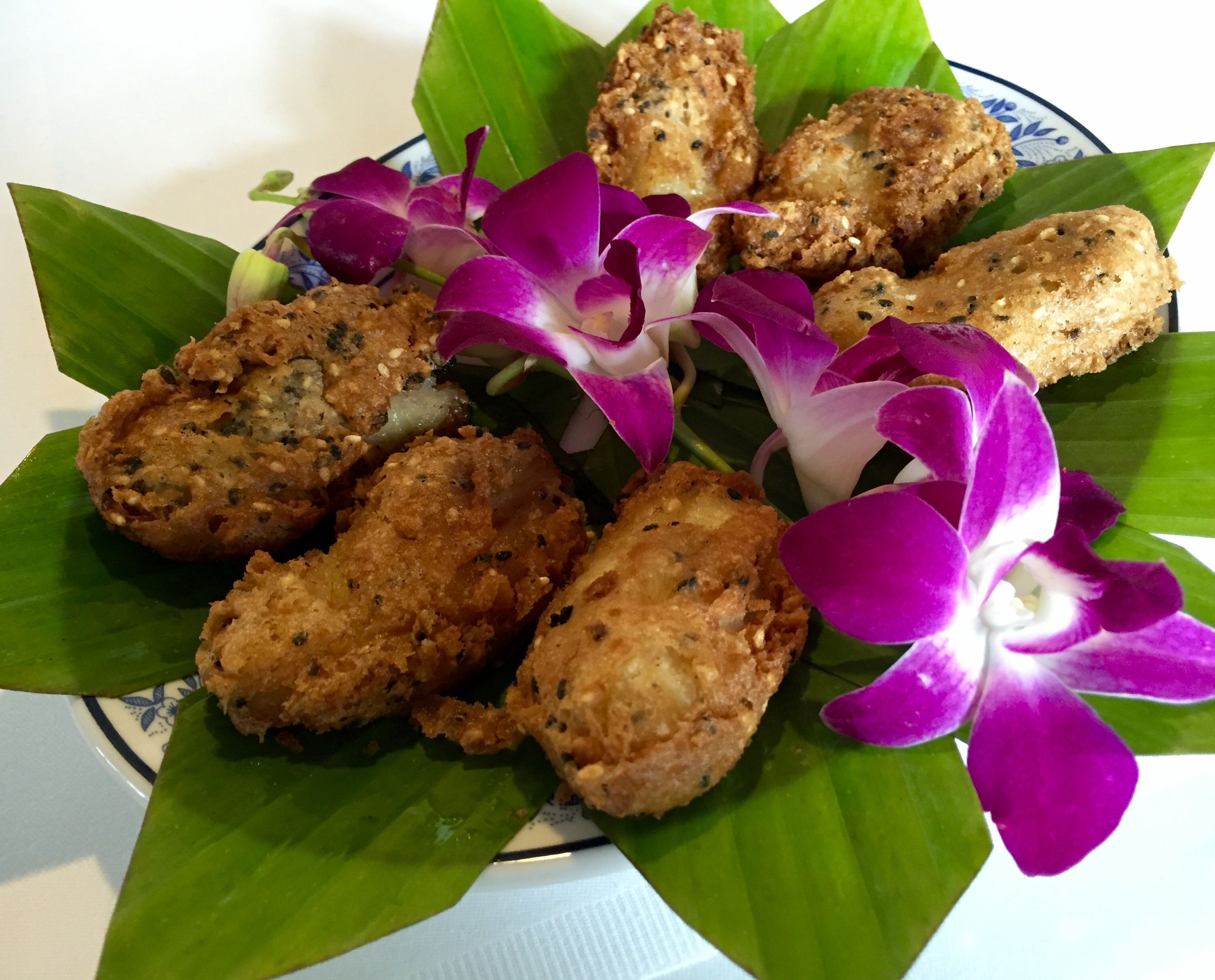 Viele weitere leckere und authentische Thai-Desserts finden Sie in unserer Dessertkarte.
